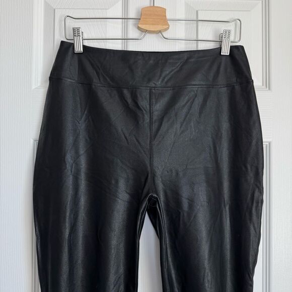 Tuckernuck Black Faux Vegan Leather Pull On Stretch Edgy Leggings Size L - Picture 9 of 14